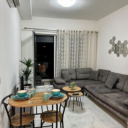 Second Home 1 Tirana Exteriör bild
